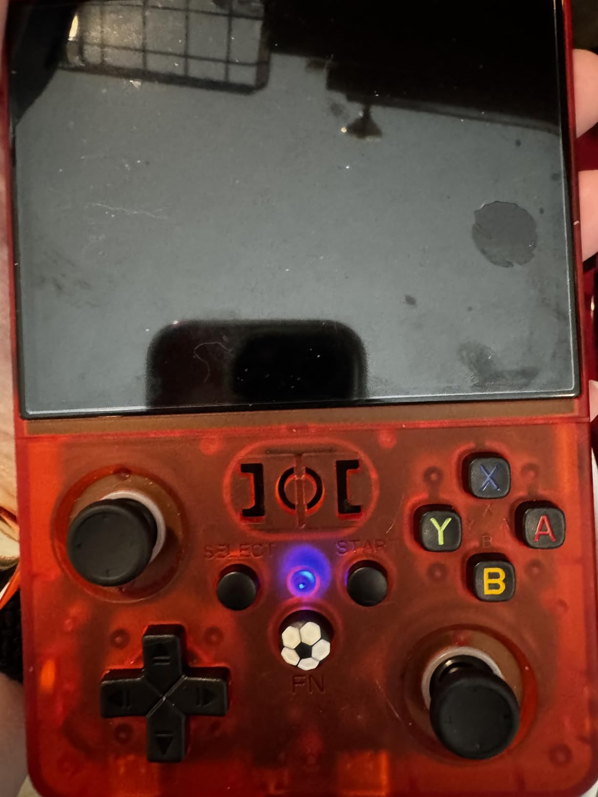 Newest R36MAX Ⅱ 4.5 Inch Retro Handheld Game Console,1024x768 IPS HD Screen,128G Built-in 22000+ Classic Game,Portable Open Source Linux System,4000mAh Battery with Arcade Joysticks*2 (White) customer photo 2
