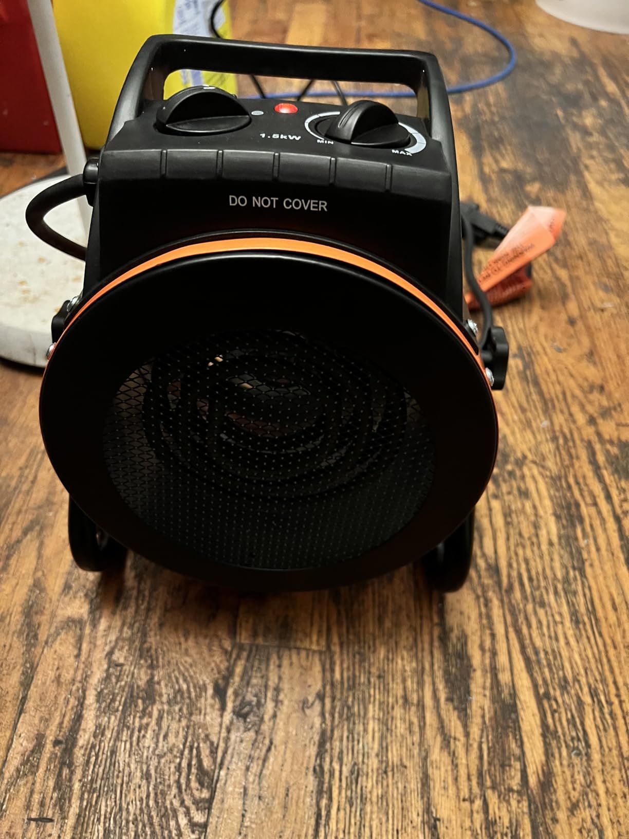 LHUKSGF Greenhouse Heater 1500W Black customer photo 1