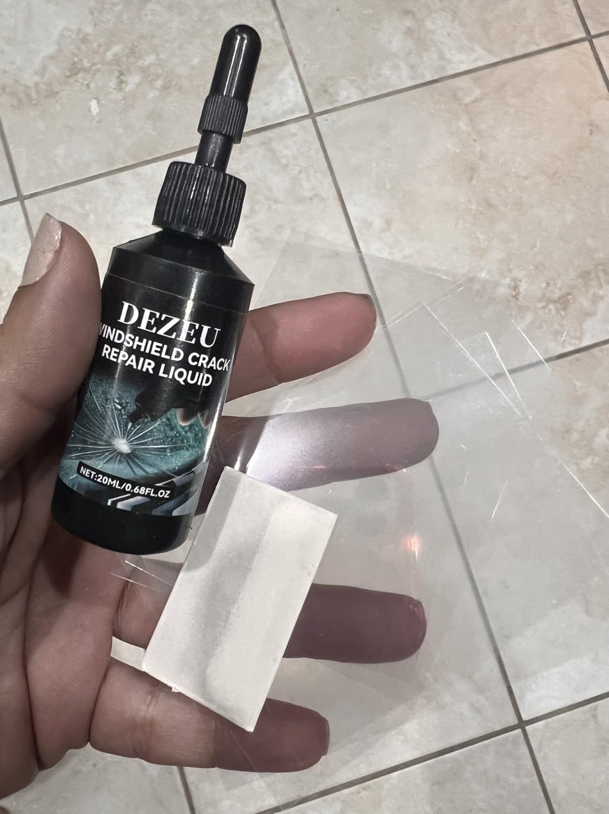 DEZEU Windshield Crack Repair Kit,2026 Latest Upgraded Windshield Chip Repair Kit,5MinQuick-Glass Repair Liquid,Long-Lasting for Windshields, Mirrors,All Crack Types 0.68 FL OZ. customer photo 1