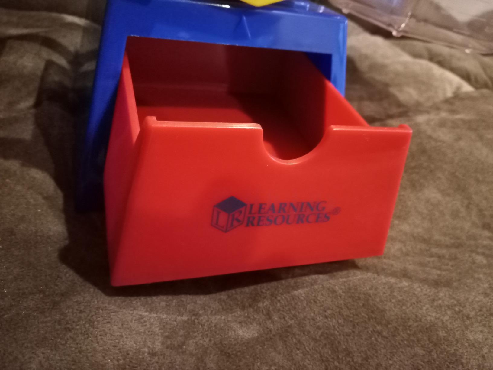 Learning Resources Primary Bucket Balance Teaching Scale - Teacher Supplies, Classroom Must Haves, Preschool Activities, Back to School, Math Manipulatives, Teaching Supplies, Toddler Science customer photo 2