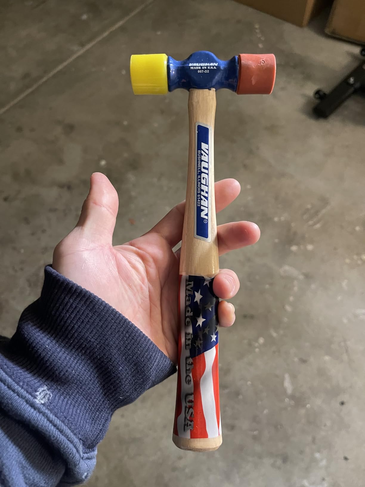 VAUGHAN Soft Face Hammer, 6 Ounce High Carbon Steel Head, Soft Red and Hard Yellow Replaceable Faces, Hickory Handle, Made in the USA customer photo 1