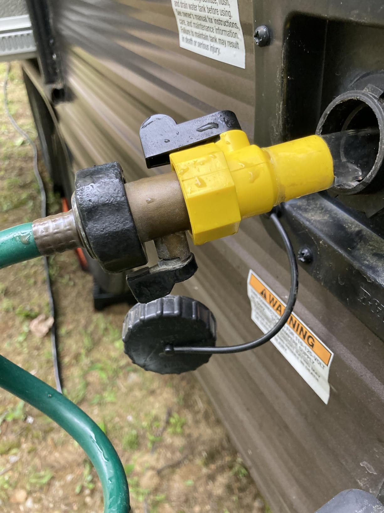 Camco RV Water Tank Filler with Shutoff Valve - Quickly and Efficiently Helps Fill Your Water Tank and Eliminate Line Backflow - Features a 5/8