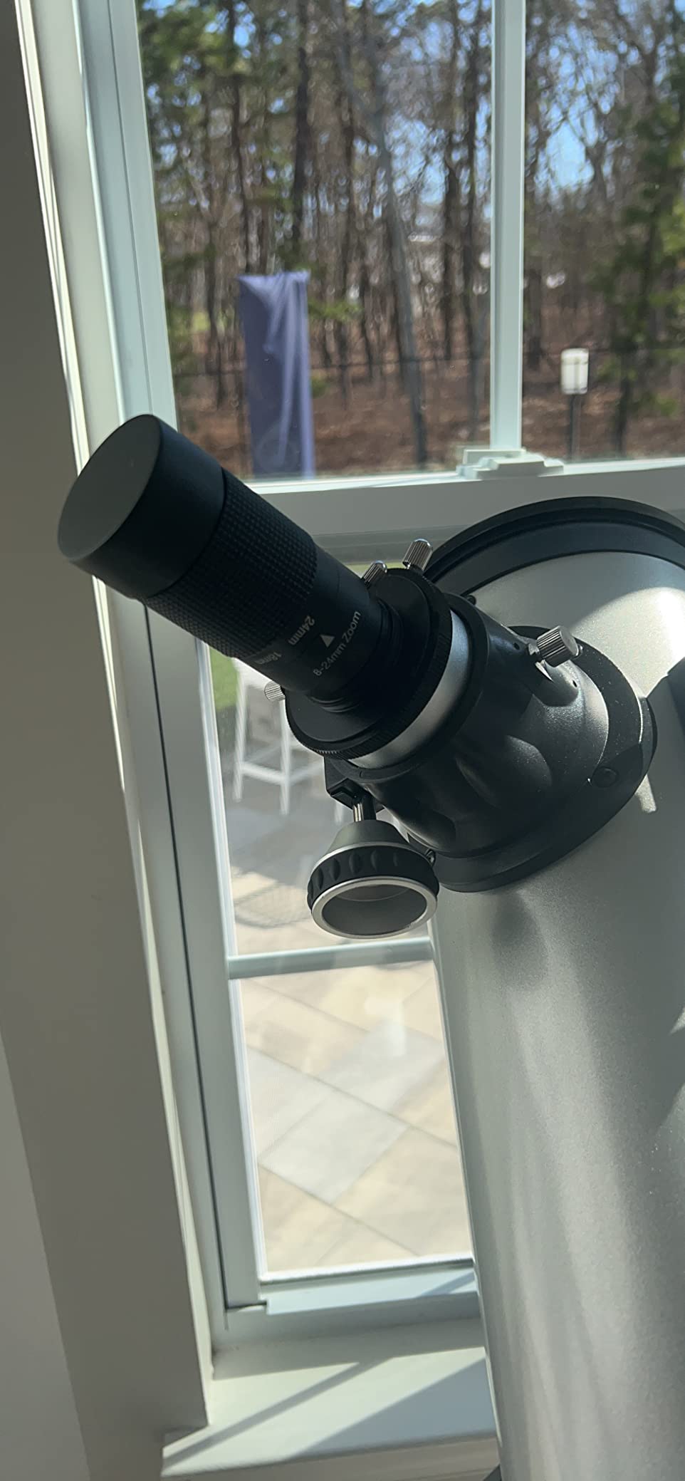 Celestron Zoom Eyepiece for Telescope - Versatile 8mm-24mm Zoom for Low Power and High Power Viewing - Works with Any Telescope That Accepts 1.25