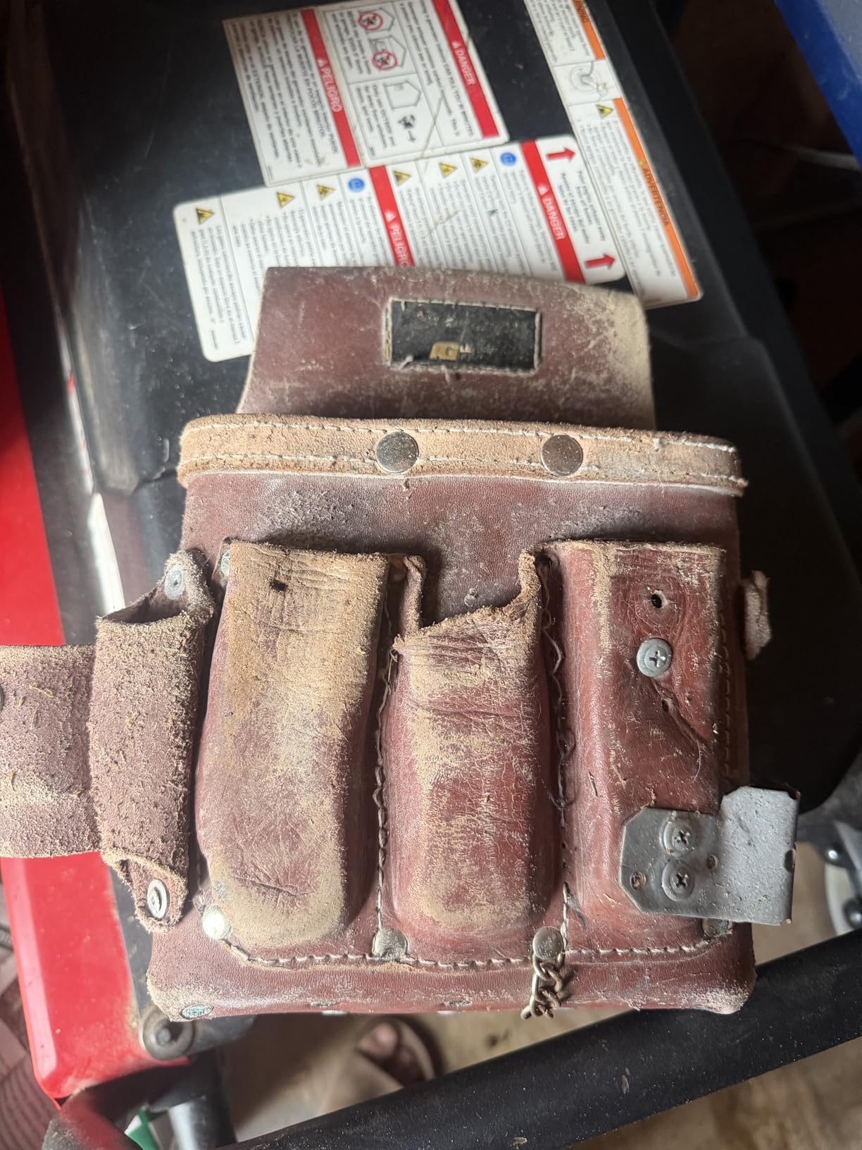 McGuire-Nicholas 526-CC Brown Professional Electrician'S Pouch, oil tanned leather customer photo 1