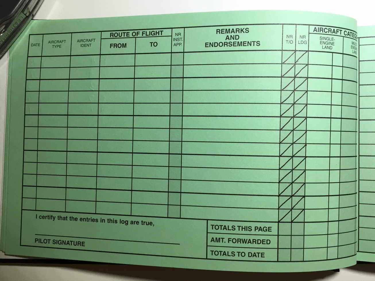Jeppesen Pilot Logbook - Student - 10001315 customer photo 2
