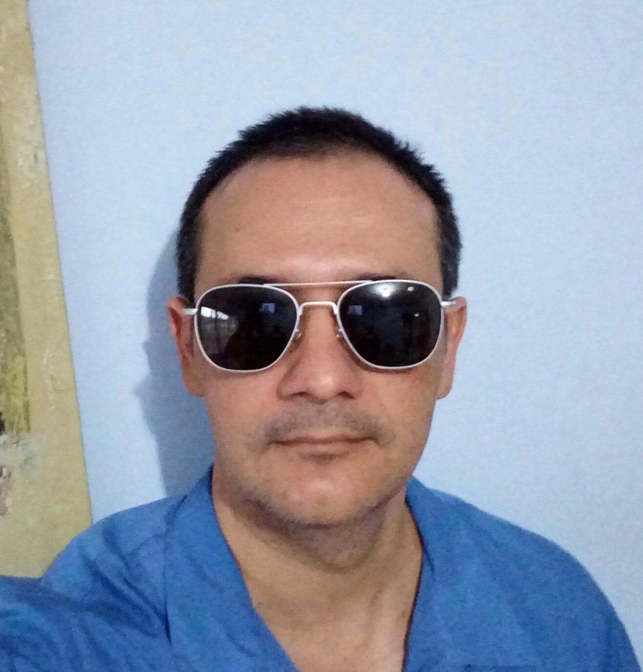 AMERICAN OPTICAL - Original Pilot Aviator Sunglasses with Bayonet Temple and Matte Chrome, True Color Grey Glass Lens customer photo 1