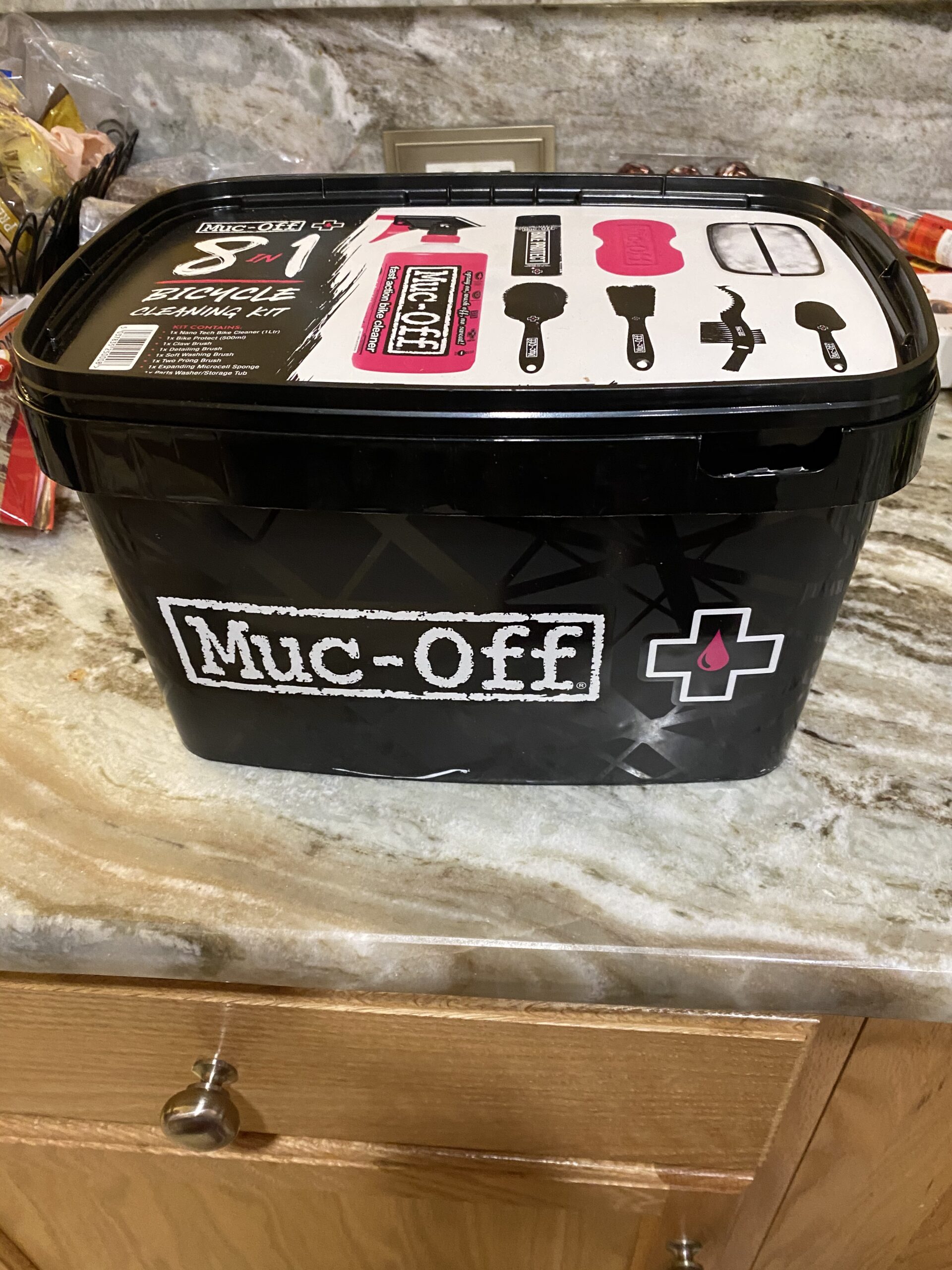 Muc-Off - 250US 8 in 1 Bicycle Cleaning Kit, Black customer photo 1