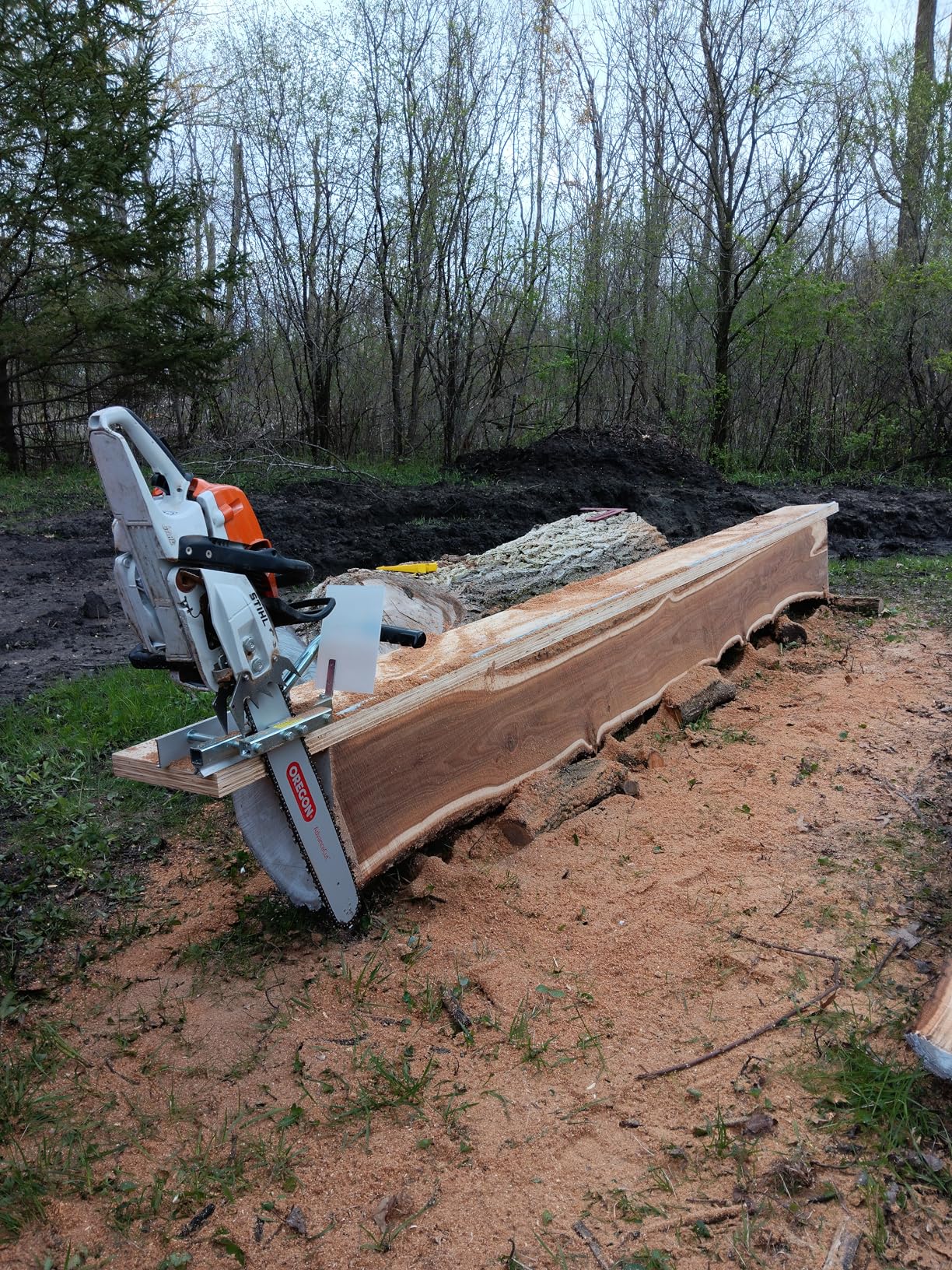 Granberg Portable Chainsaw Edging Sawmill, G555B-24 Inch Alaskan (Mini Mill) Premium Timber Log Cutting Attachment Machine customer photo 1
