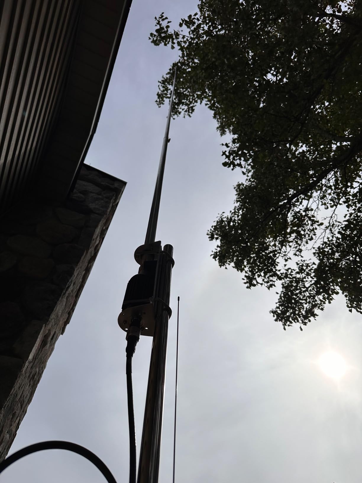 Comet CHA-250HD All Band Vertical Base Antenna 3.5-57 MHz Wideband HF/VHF/UHF Fiberglass Antenna 250W PEP customer photo 2