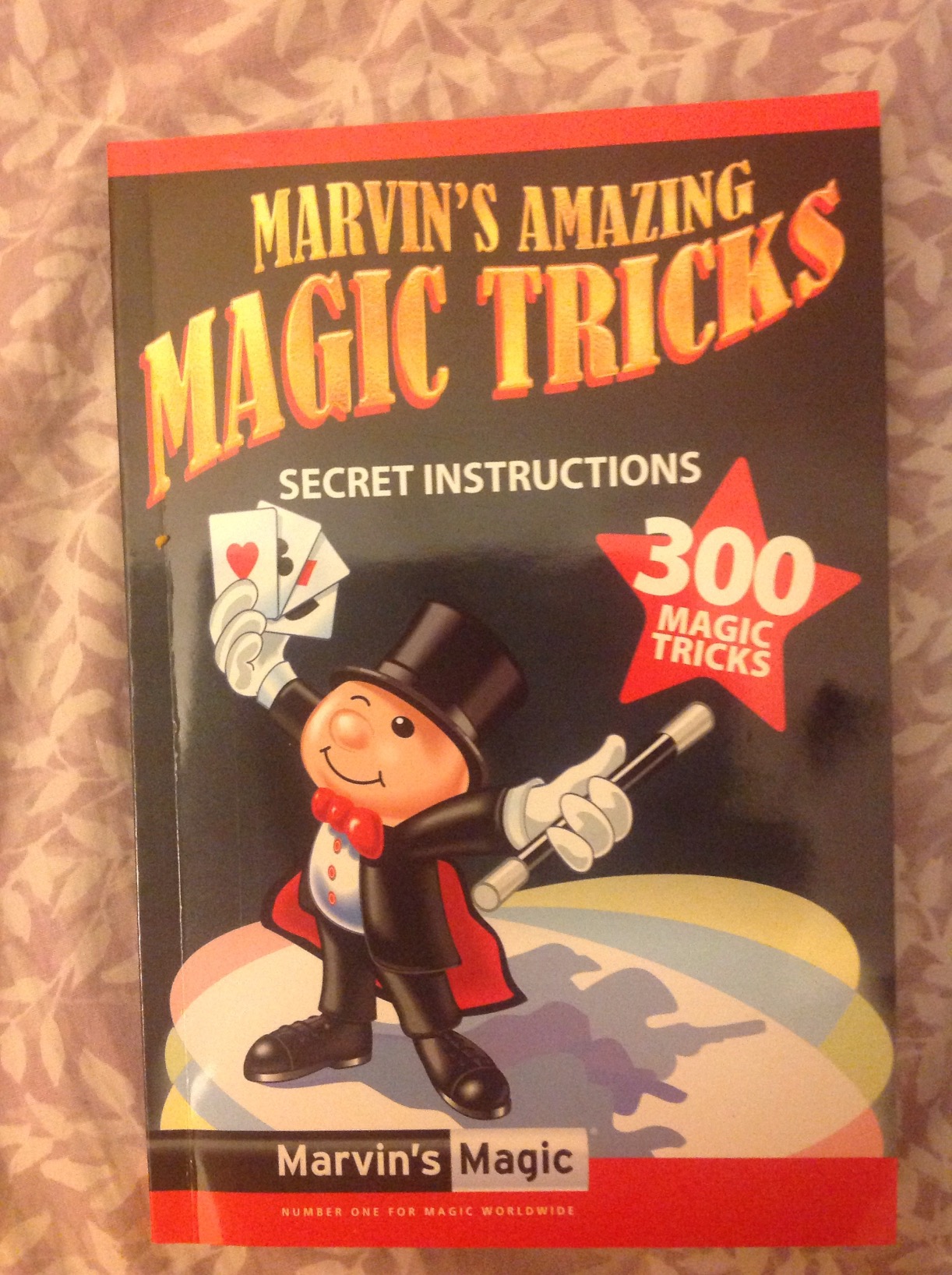 Marvin's Magic - Kids Magic Set - Box of Tricks, Amazing Tricks for Kids - Made Easy Range - Includes Wand, Cards, Much More - Suitable for Ages 6 and Up - 225 Illusions customer photo 1