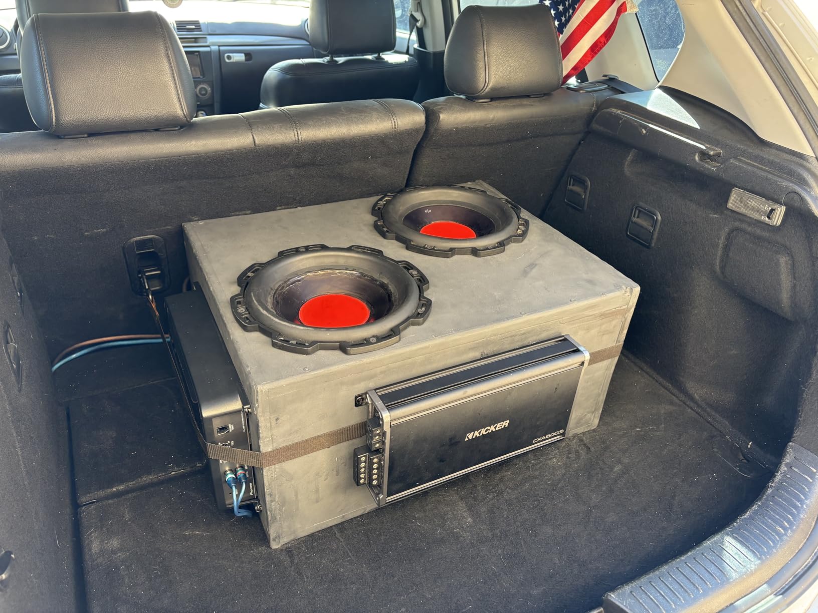 Rockford Fosgate P2D4-10 Punch P2 DVC 4 Ohm 10-Inch 300 Watts RMS / 600 Watts Peak Subwoofer customer photo 2