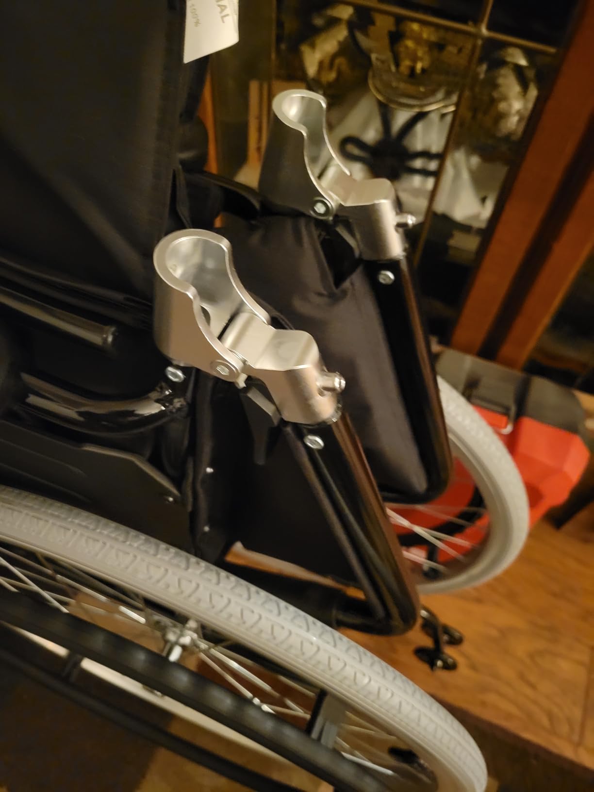 Karman 24 pounds LT-980 Ultra Lightweight Wheelchair Black customer photo 1