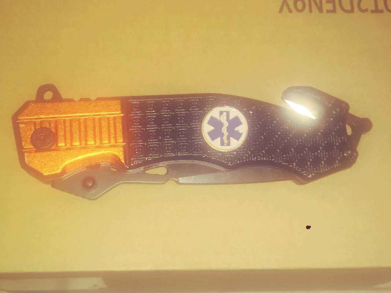 Tac-Force 8.25 Inch Tactical Folding Pocket Knife - 3.25 Inch Stainless Steel Half-Serrated Tanto Blade - Emergency Glass Breaker & Seatbelt Cutter (Black & Orange) customer photo 2