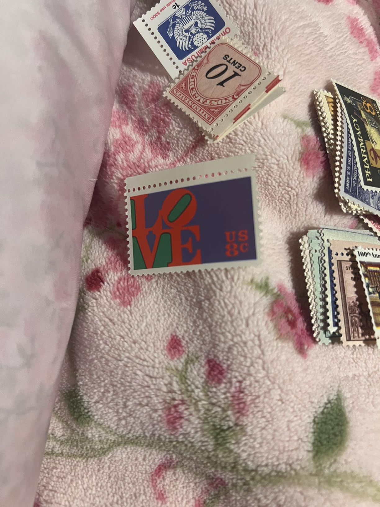 Stamp Collecting! Big lot of 75 Vintage US Postage Stamps - Mint Condition customer photo 1