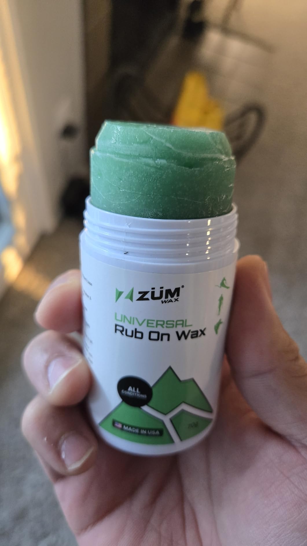ZUMWax Rub-On Ski/Snowboard/Nordic/Cross-Country Wax 70g, UNIVERSAL, Easy cork applicator, Made in USA, PFAS-free customer photo 1