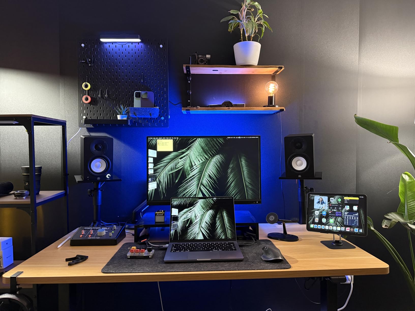 Yamaha HS7W 7-Inch Powered Studio Monitor Speaker, White customer photo 2