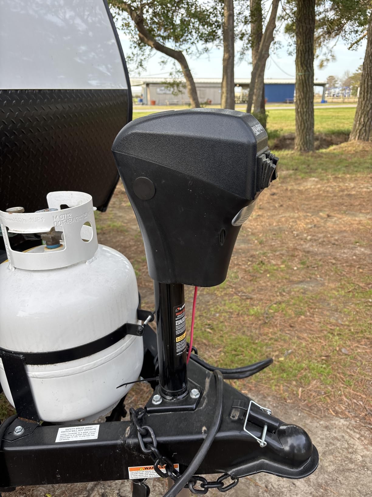 Lippert Power Tongue Jack Electric Trailer A-Frame, 3,500 lbs. 18-Inch Stroke, 5.4-Inch Foot Pad, Durable Textured Casing, Emergency Manual Crank Override - 285318 customer photo 2