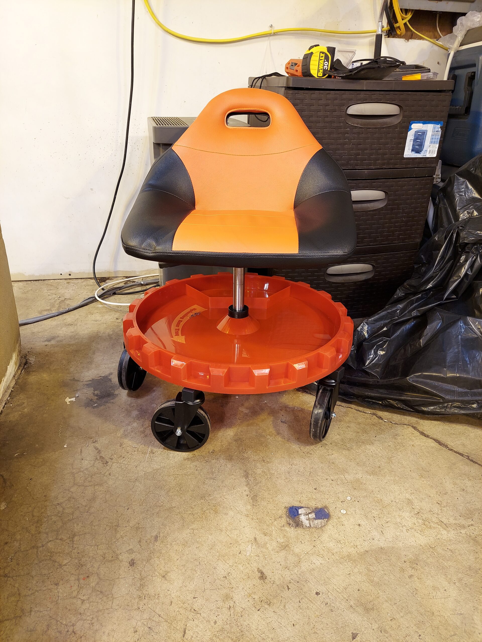 Traxion 2-700 ProGear Mobile Rolling Gear Seat W/Equipment Tray and Five All-Terrain 5
