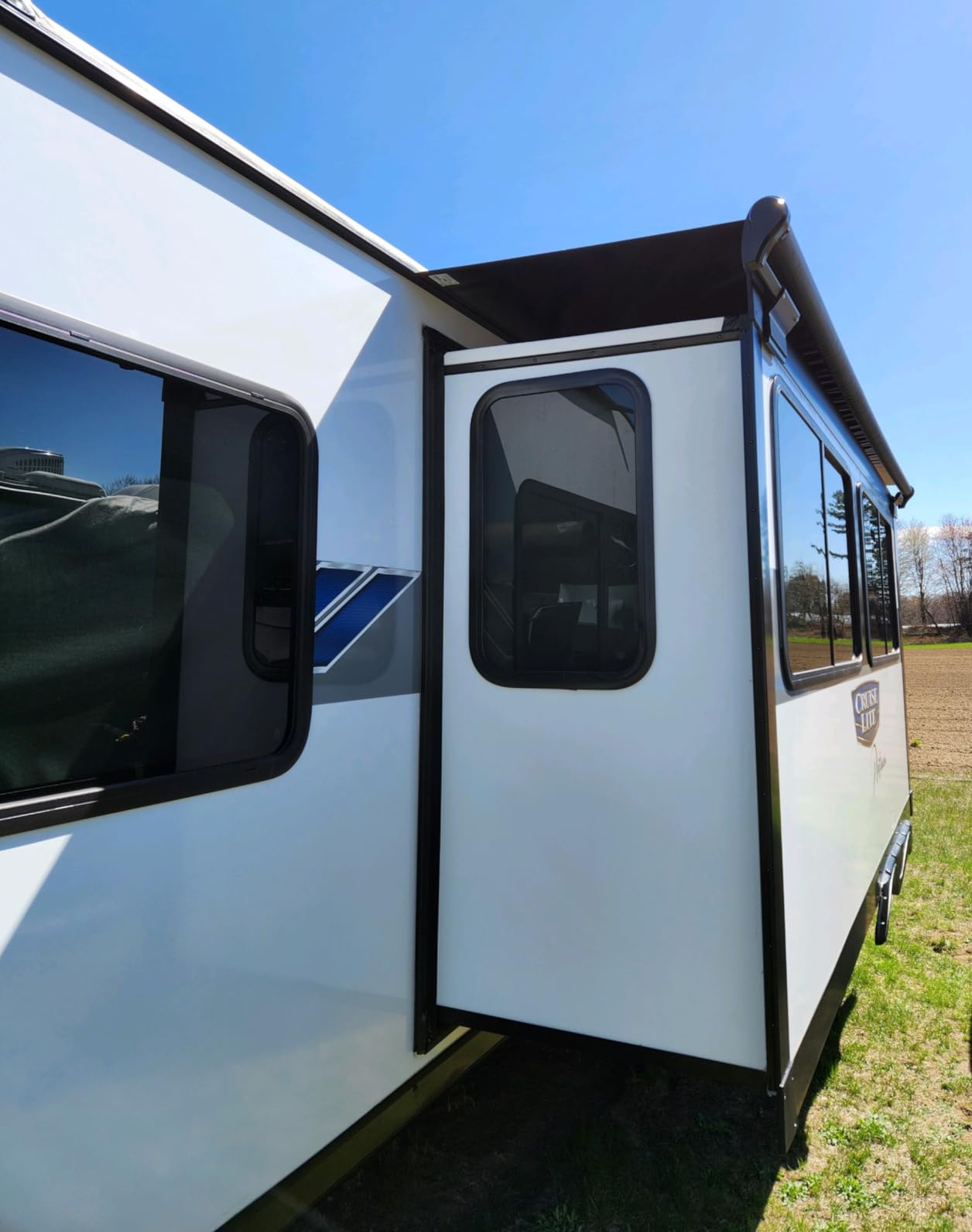 Solera Black Slide Topper Awning - 13'6