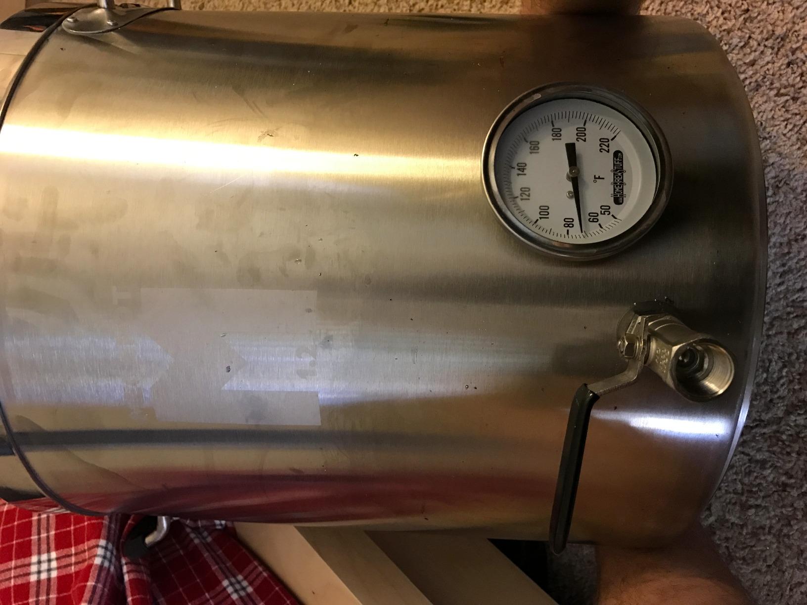Northern Brewer - Megapot Stainless Steel Brew Kettle with Volume Markings (10 Gallon Plain) customer photo 1