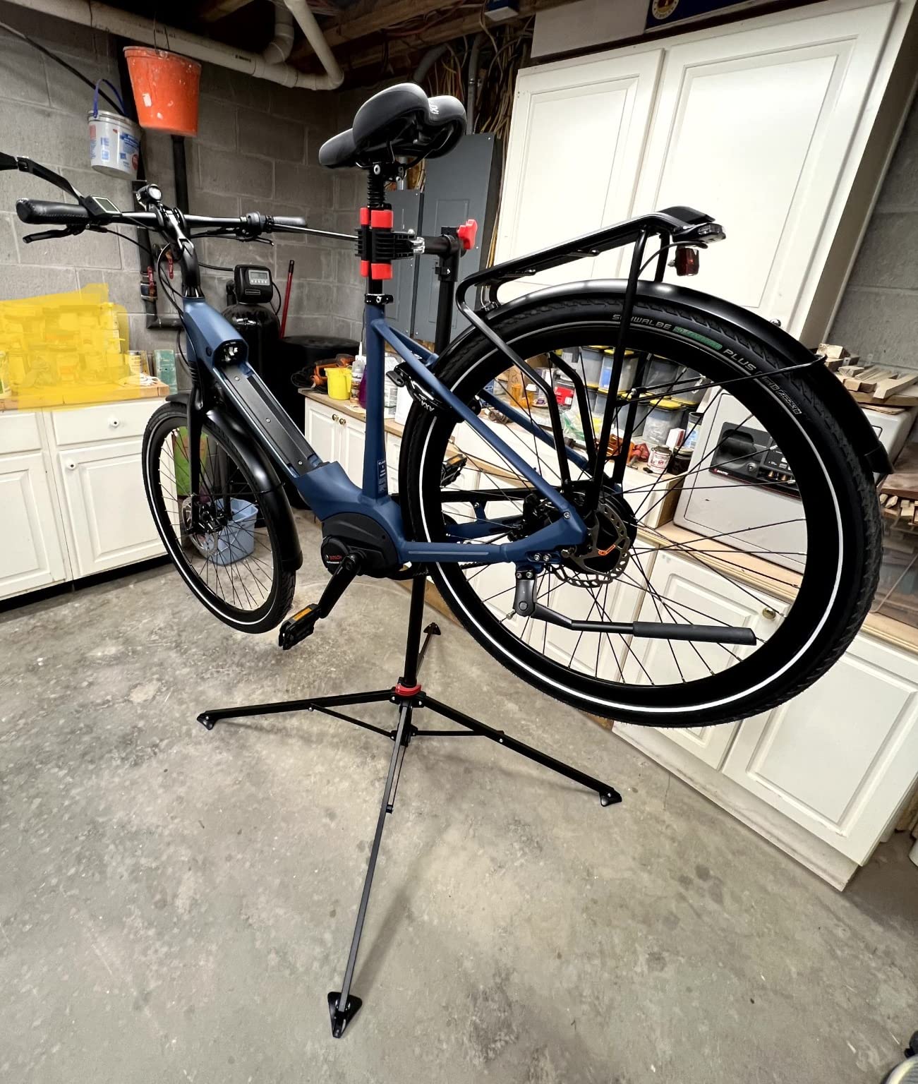 Yaheetech Bike Repair Stand - Height Adjustable Bicycle Workshop Stand with Tool Tray for Road & Mountain Bikes, Red/Blue customer photo 1