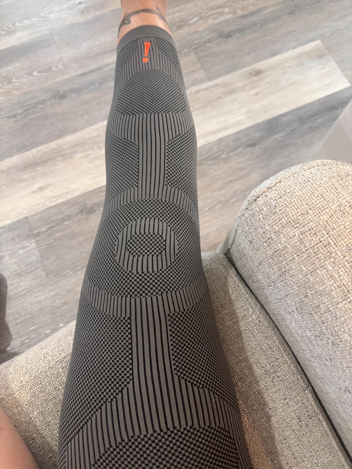 Incrediwear Leg Sleeve - Full Length Long Leg Sleeve for Leg Pain Relief & Muscle Recovery, Helps Reduce Swelling & Inflammation customer photo 2