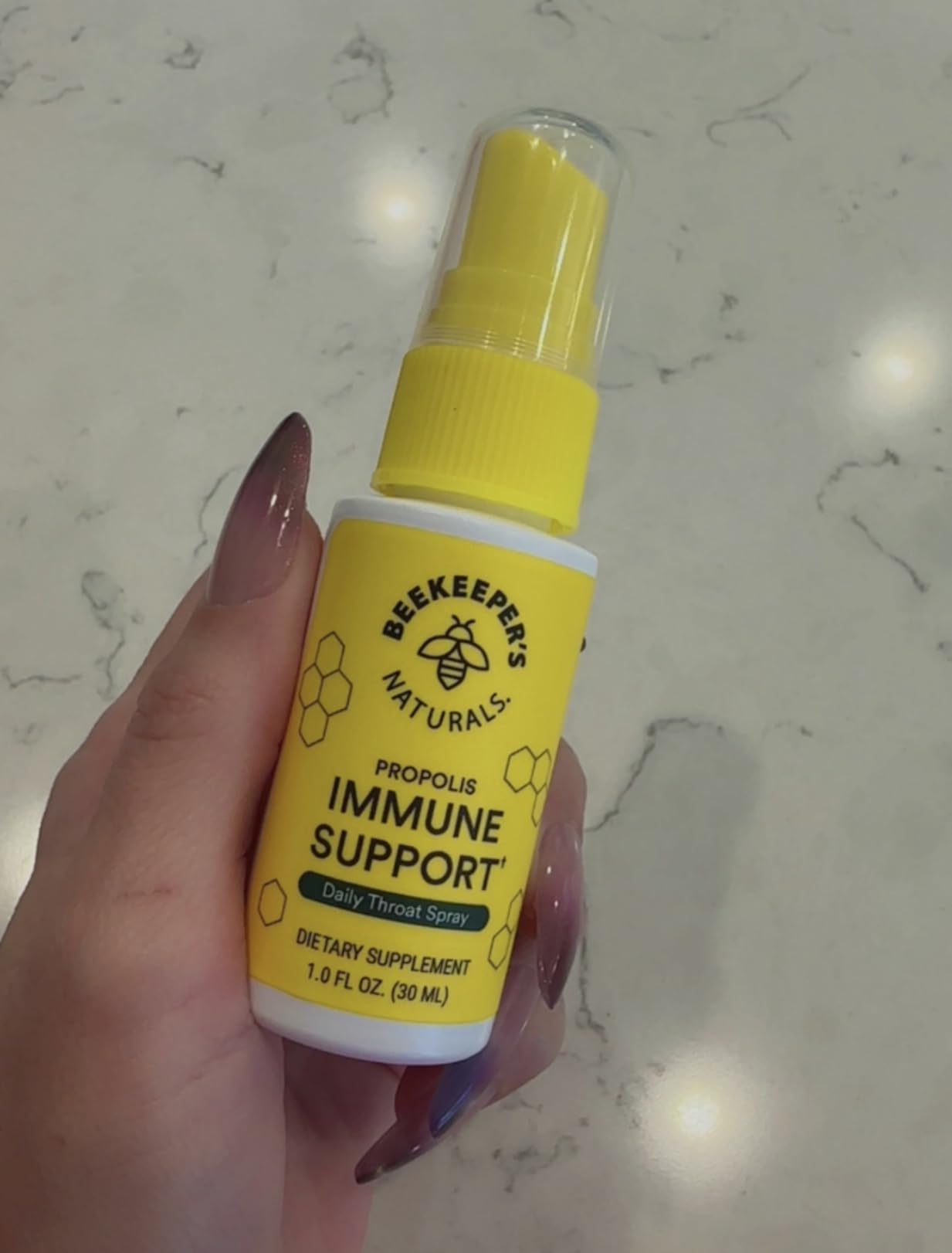Propolis Throat Spray by Beekeeper's Naturals - 95% Bee Propolis Extract, Natural Immune Support & Sore Throat Relief (1.0 oz) customer photo 1