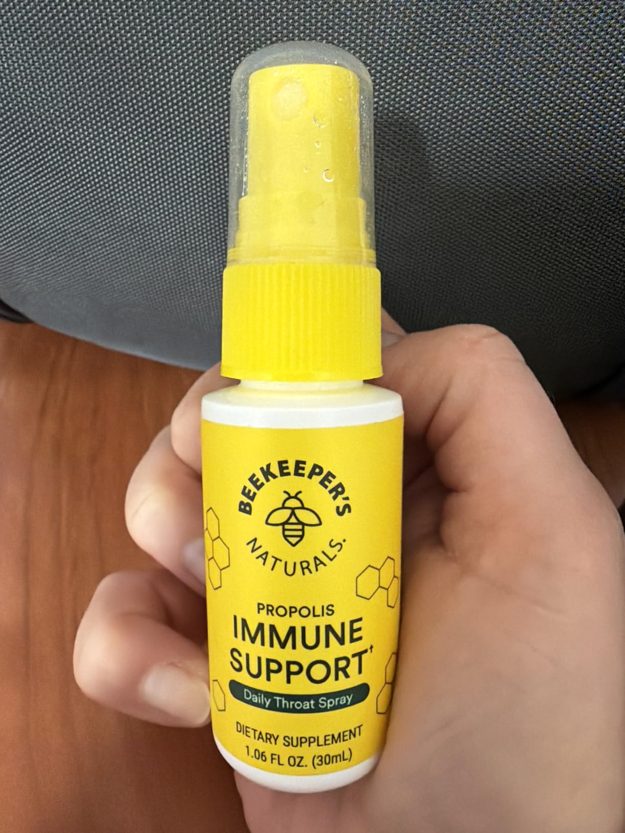 Propolis Throat Spray by Beekeeper's Naturals - 95% Bee Propolis Extract, Natural Immune Support & Sore Throat Relief (1.0 oz) customer photo 2