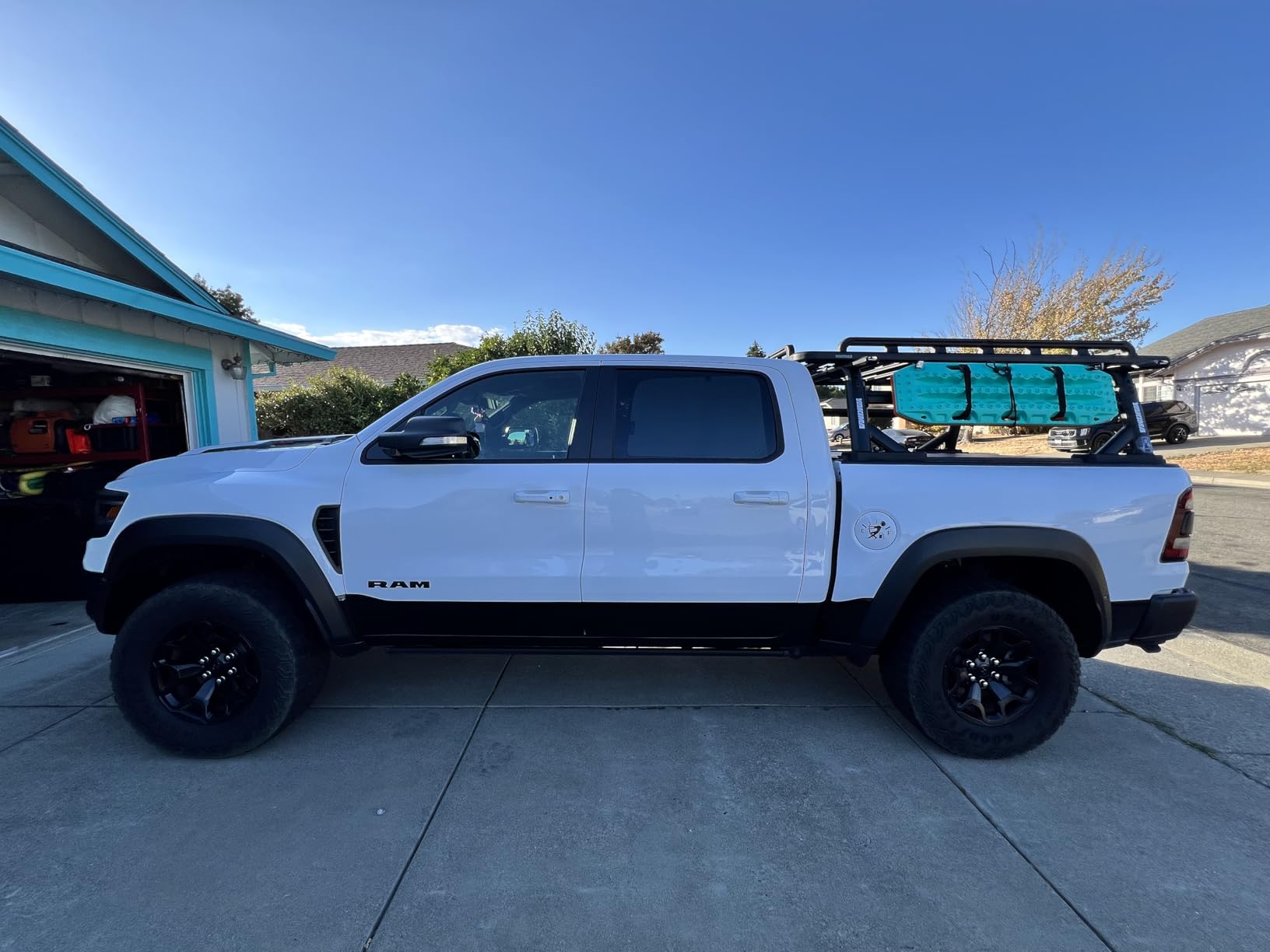 MAXTRAX MKII Titanium Grey Recovery Boards Pair - Heavy Duty Off-Road Traction Tracks for Sand Mud Snow Overlanding (MTX02TG) customer photo 1