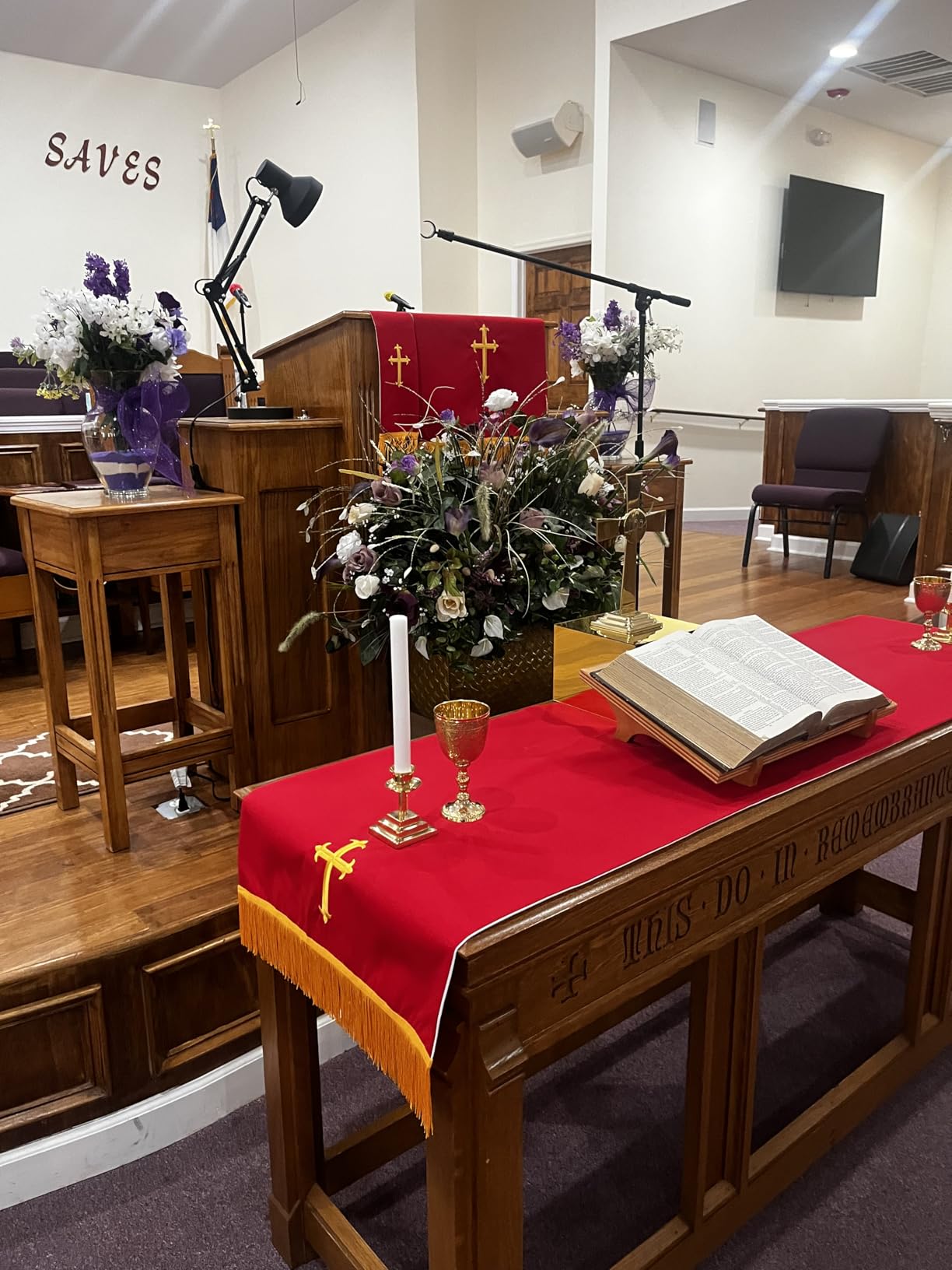 Living Grace Chapel Altar Cross customer photo 1