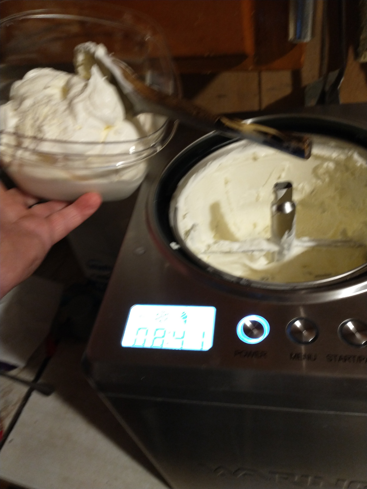 Waring Commercial WCIC20 2 Quart Capacity Ice Cream Maker with Built in Compressor, 180W, 120V, 5-15 Phase Plug customer photo 1