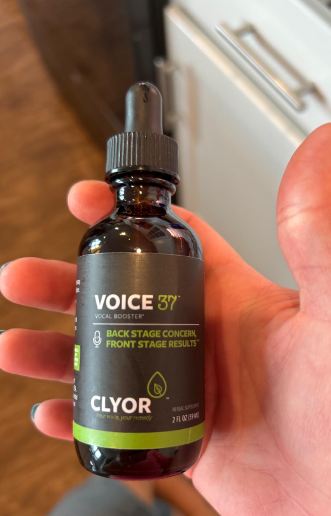 CLYOR Voice37- All Natural Voice Remedy for Singers - Boosts Your Voice - Soothes and Relieve Hoarseness - Lubricates Vocal Cords - Removes Mucus - Enhances Your Singing and Speaking - 2 oz customer photo 1