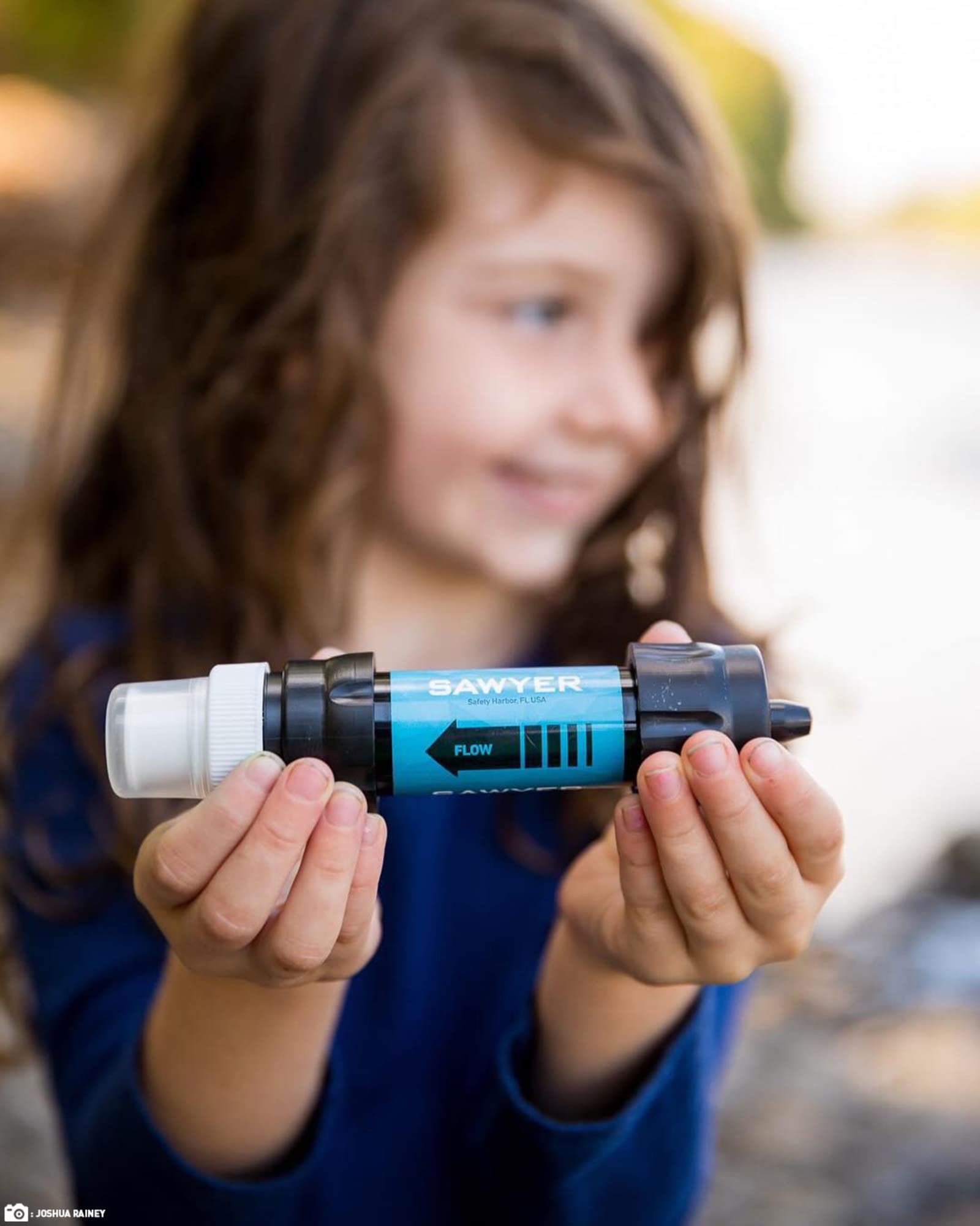 Sawyer Products SP160 Mini Gallon Gravity Water Filtration System w/Dual-Threaded Mini Filter, Blue/White/Clear customer photo 2