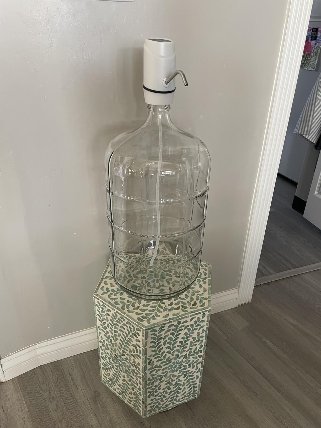 FastRack 6 Gallon Glass Carboy | Clear Fermenter for Wine & Beer | Italian Glass Carboy for Home Brewing, Fermentation Jar & Storage | Durable Wine Carboy & Fermenting Jug | #7 Stopper NOT Included customer photo 2