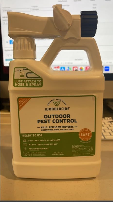 Wondercide - Outdoor Pest Control Spray with Natural Essential Oils - Mosquito, Ant, Flea, Tick, Insect Repellent, Treatment, Killer - Safe Around Pets Kids 32 oz customer photo 2