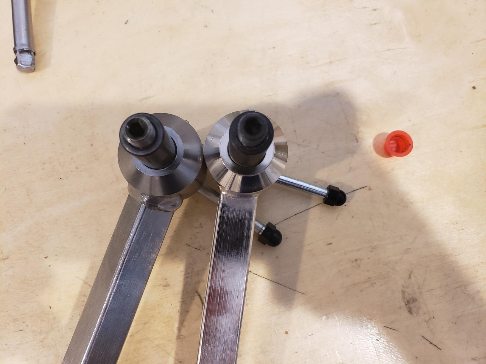 CycloSpirit Derailleur Hanger Alignment Gauge customer photo 2