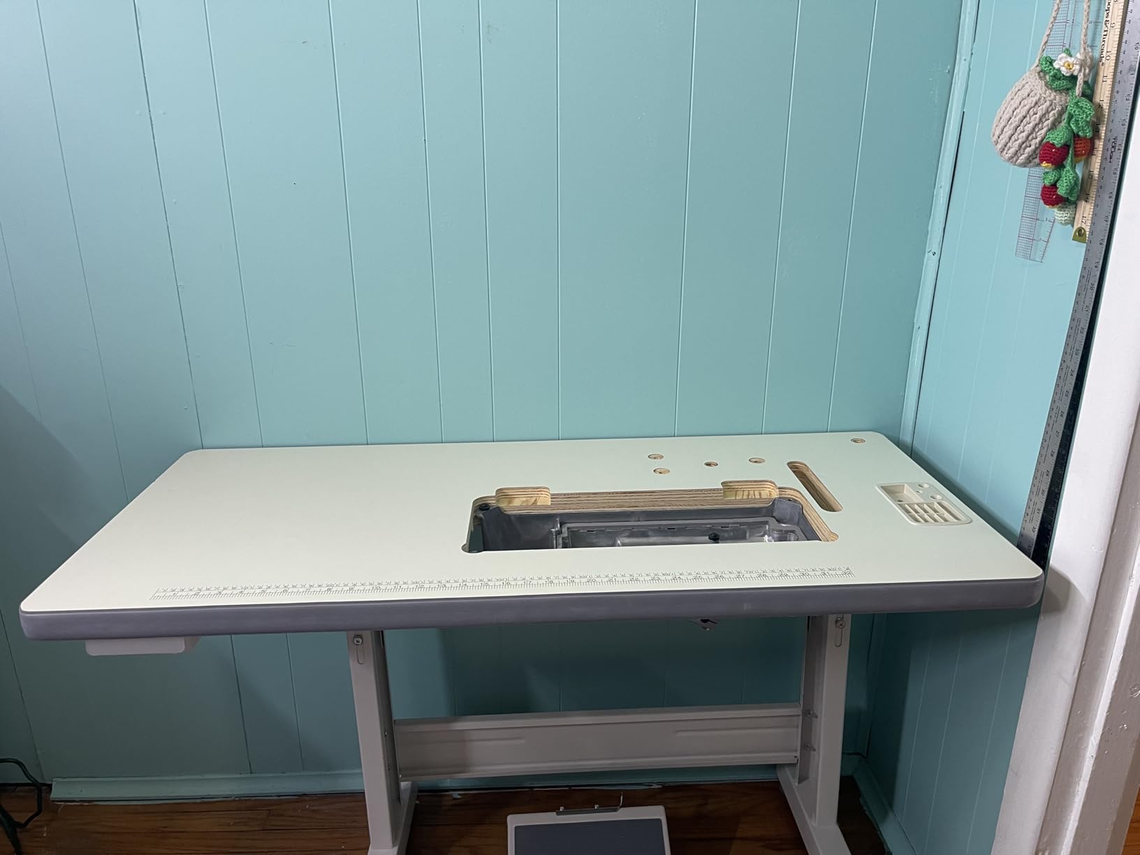 Juki DDL8700 LockStitch Industrial Sewing Machine, Table, Servo Motor, Lamp customer photo 1