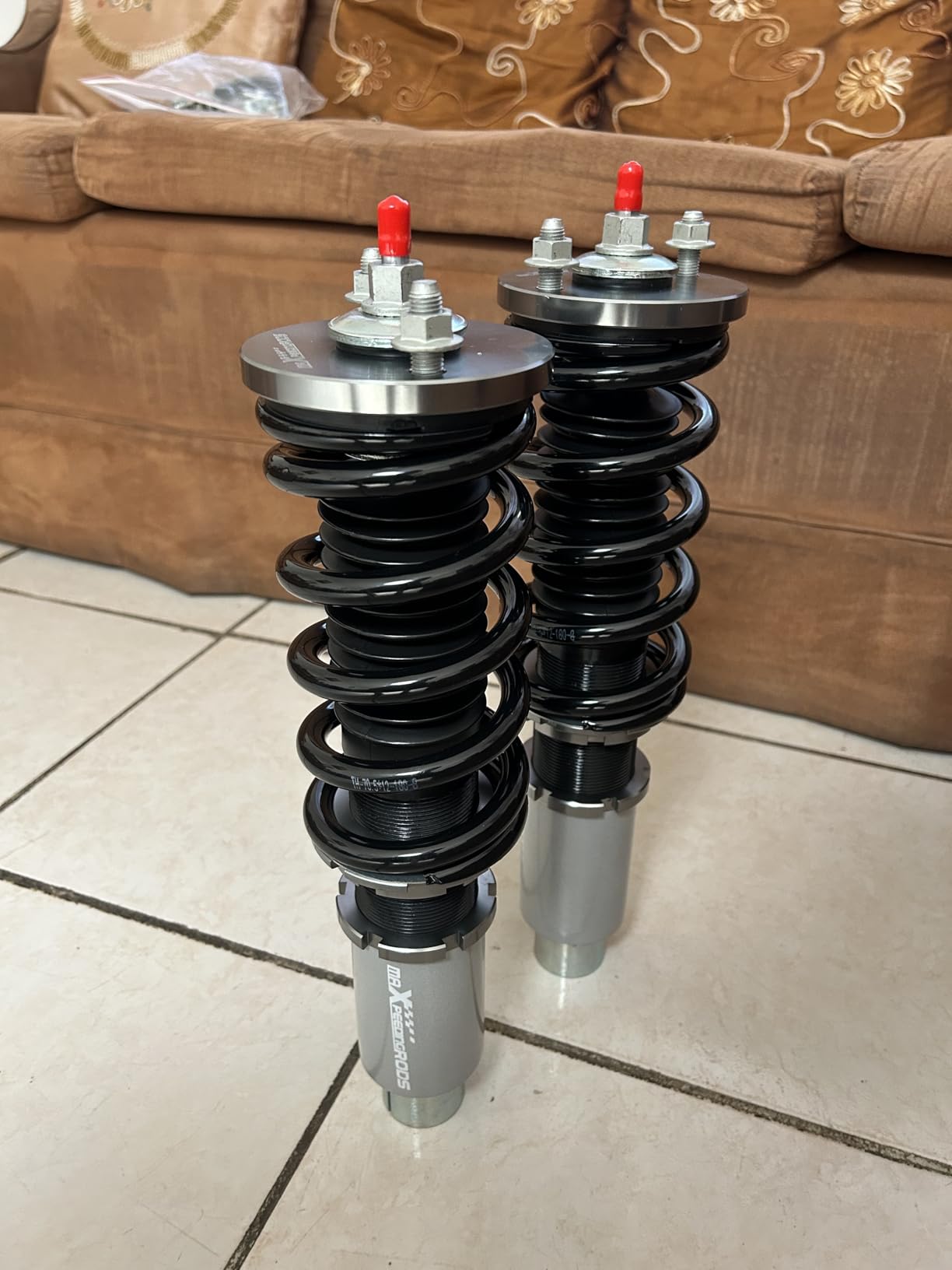 maXpeedingrods Coilovers for Honda Civic 1988-2000 / CRX / Del Sol / Acura Integra, 24 Levels Damper Adjustable Suspension Lowering Kit customer photo 2