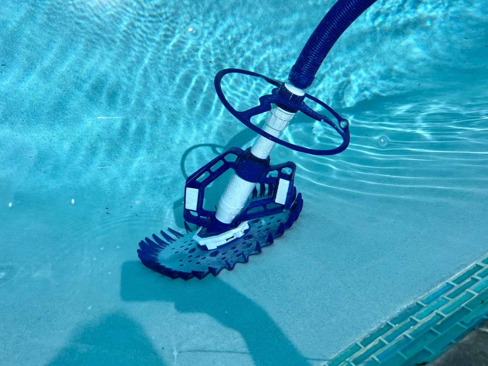 VINGLI Pool Vacuum Above Ground Indoor Outdoor Automatic Swimming Pool Cleaner Sweep Sweeper with 33FT Hoses (Nave Blue) customer photo 2