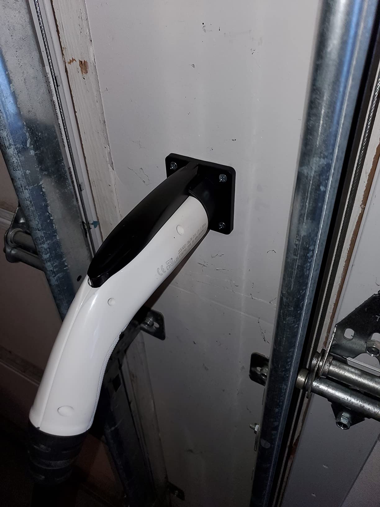 Lectron Electric Vehicle Charger Nozzle Holster Dock for J1772 EV Coupler Connector customer photo 1
