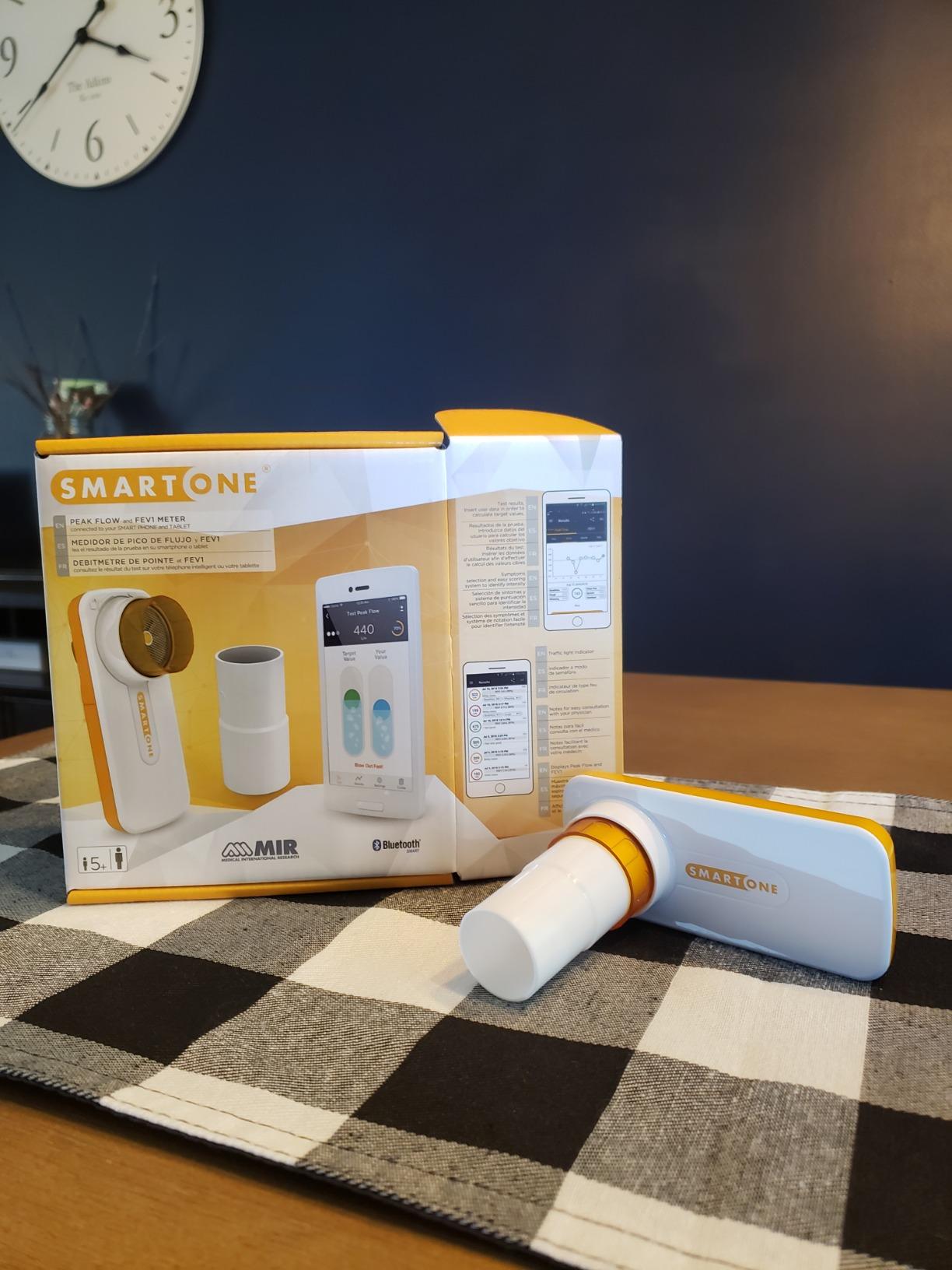MIR Smart One | Personal Pocket Peak Flow Meter | Peak Flow (PEF) and FEV1 customer photo 1