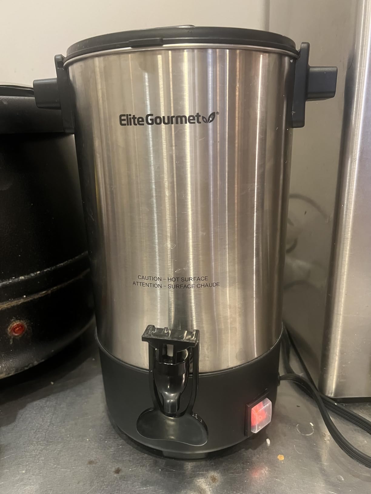 SYBO SR-CP-50B Commercial Grade Stainless Steel Percolate Coffee Maker Hot Water Urn for Catering, 50-Cup 8 L, Metallic customer photo 1