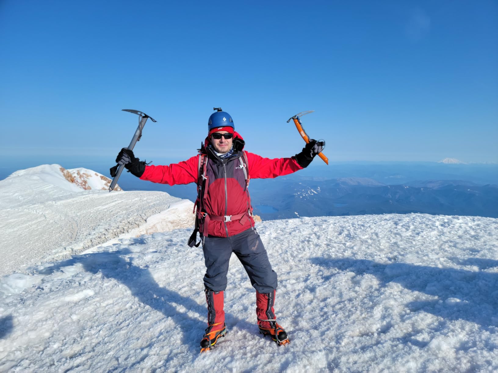 Petzl Ice Climbing Axe (Nomic) customer photo 1