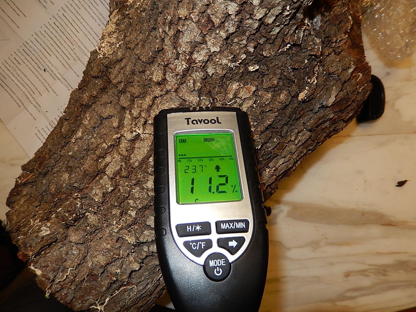 Wood Moisture Meter - Digital Moisture Detector Moisture Tester, Pin-Type Water Leak Detector Damp Tester Dampness Meter for Wood Building Material Firewood Walls Paper Floor customer photo 2