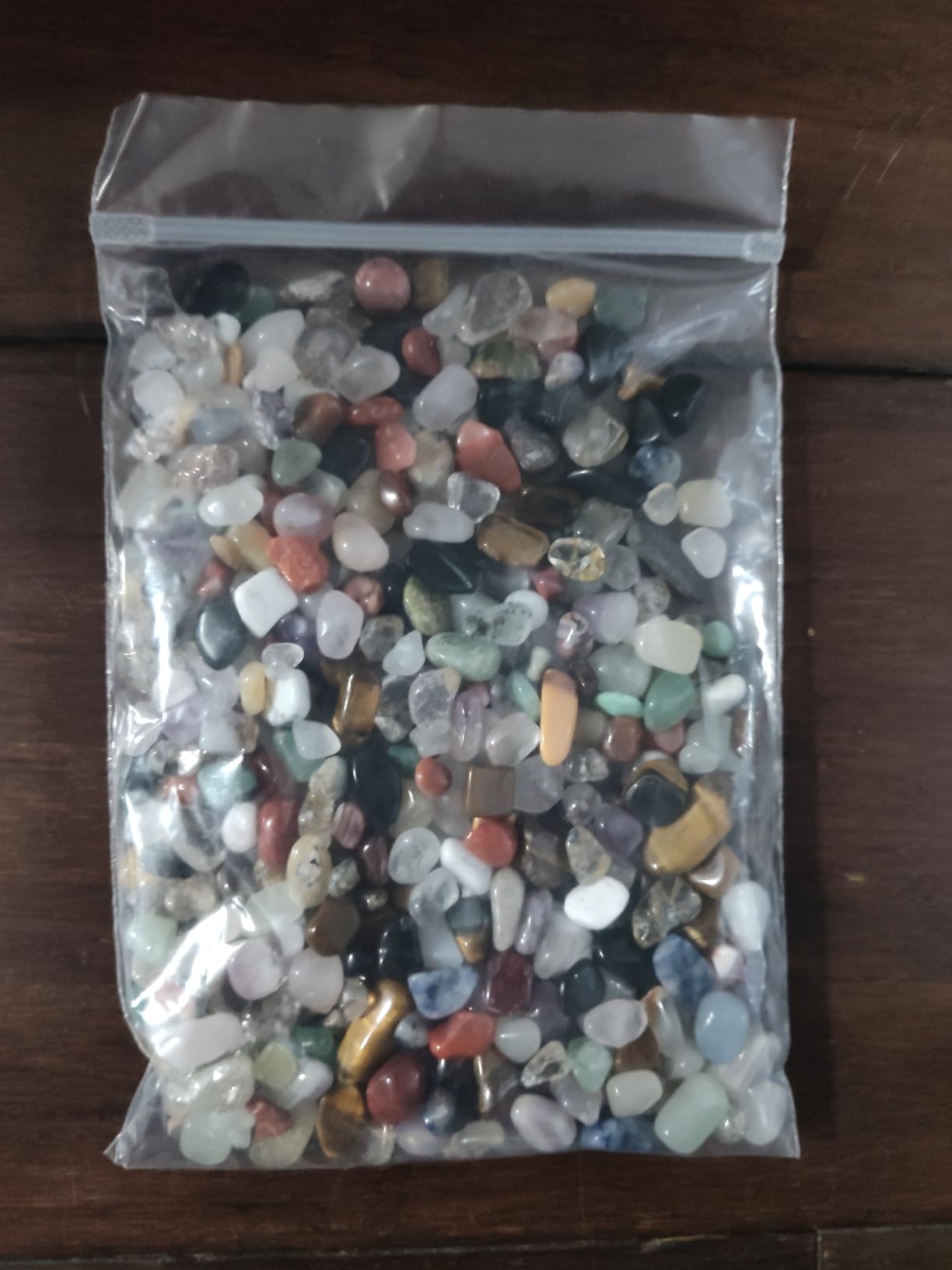National Geographic Rock Collection Box for Kids - 300+ Piece Gemstones and Crystals Set Includes Geodes and Real Crystals, Rocks and Minerals, Science Kit for Kids, A Geology Gift for Boys and Girls customer photo 1