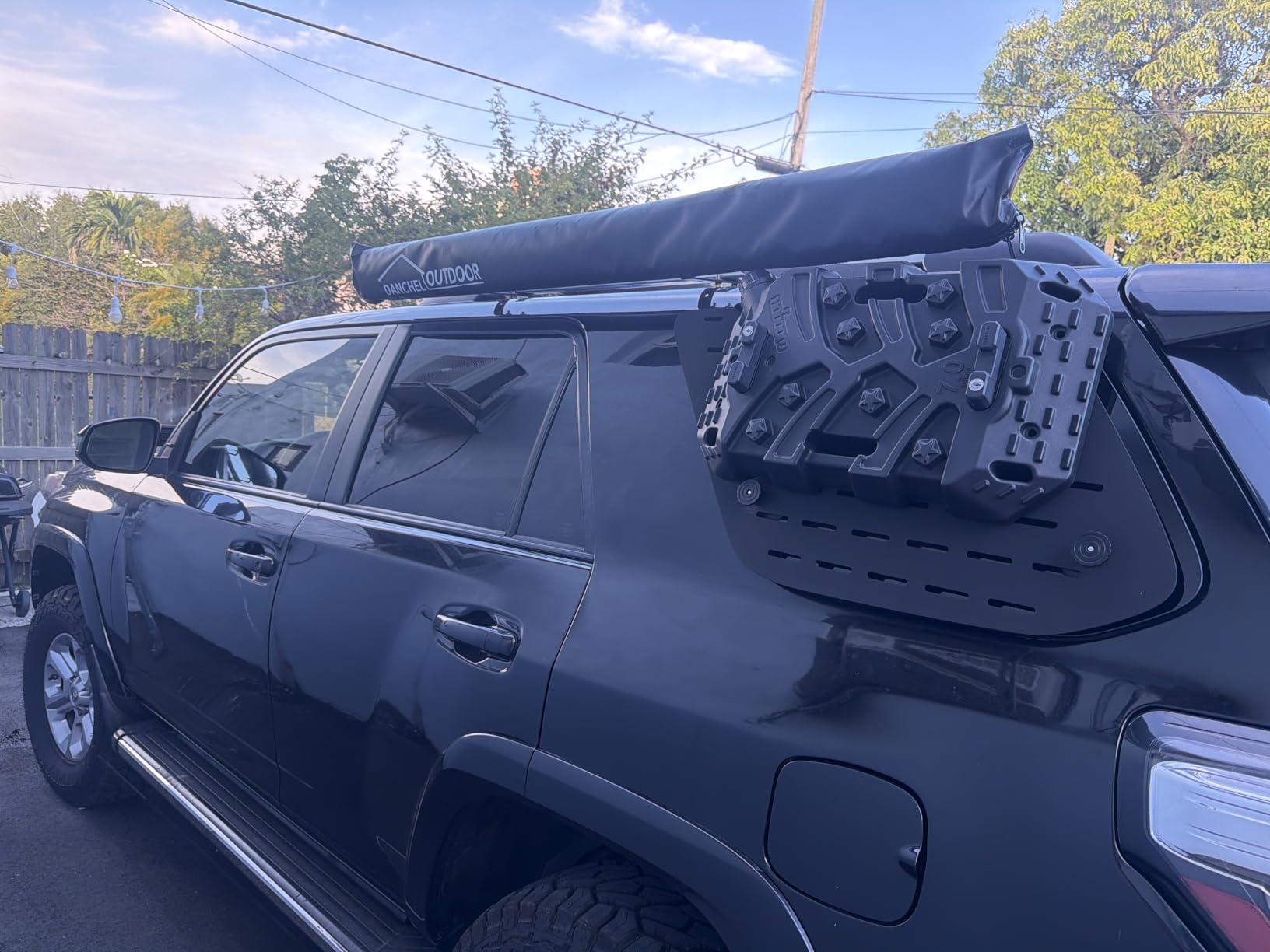 DANCHEL OUTDOOR Car Awning 4.9x6.5ft Roof Rack Pull-Out Sun Shelter Canopy, Waterproof 4x4 Vehicle Side Overland Awning Camping, Gray customer photo 2