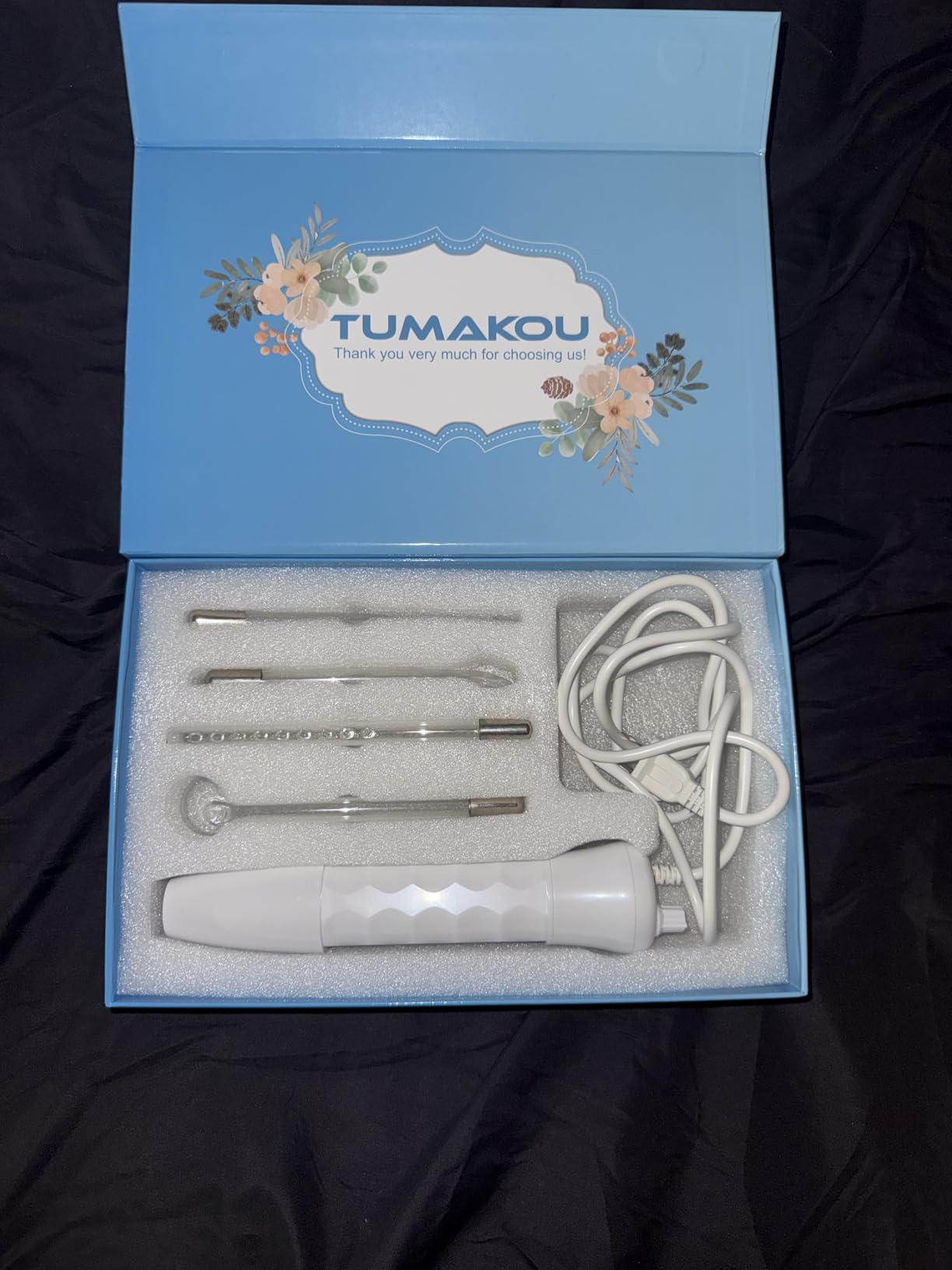 High Frequency Facial Machine - TUMAKOU Portable Handheld High Frequency Facial Skin Wand Machine with 4 Different Tubes customer photo 2
