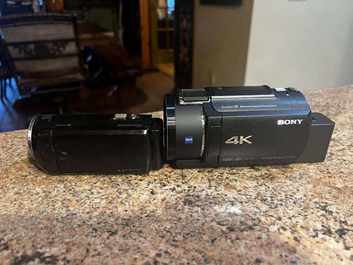Sony FDR-AX43 UHD 4K Handycam Camcorder customer photo 3