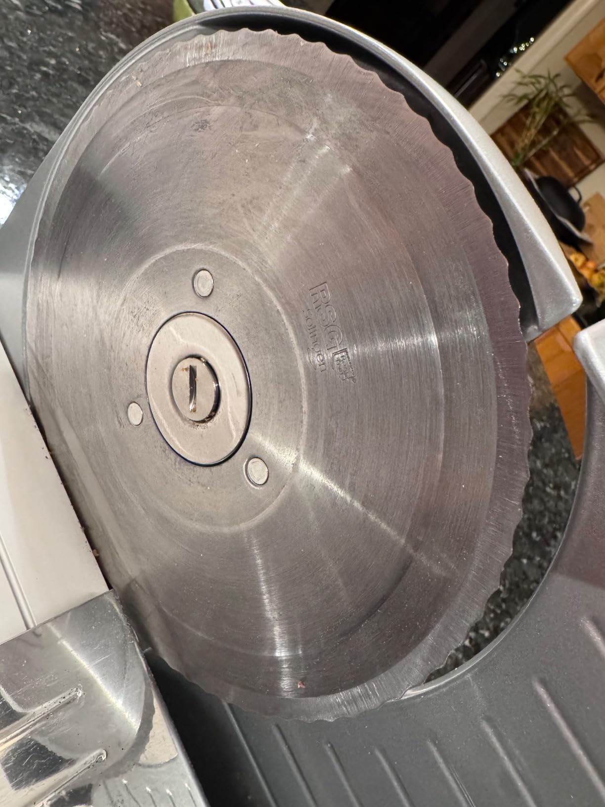 Manus 3 Manual universal food slicer & bread slicer machine, Made in Germany customer photo 1