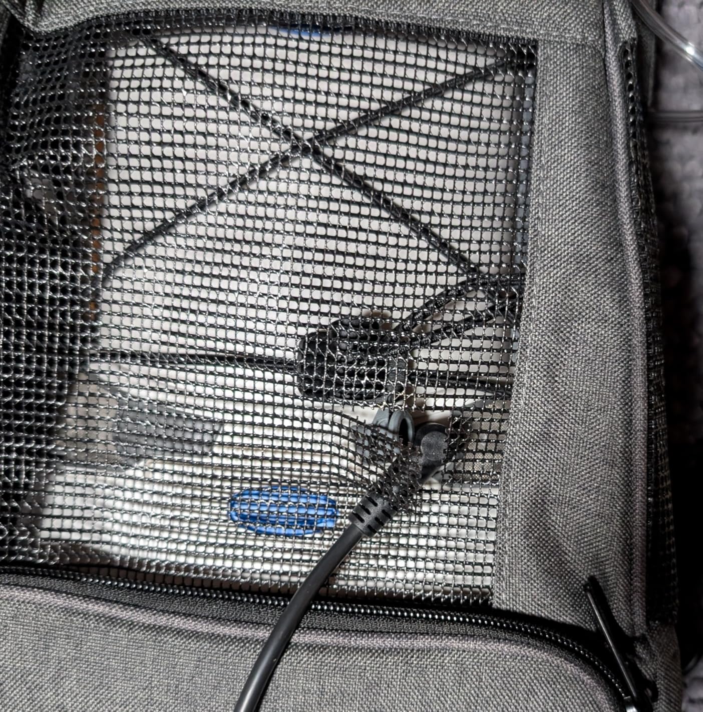 CURMIO Portable Oxygen Concentrators Backpack, POC Travel Carrying Bag with Mesh Panels for Breathability, Compatible for Inogen, Oxygo, Caire Units customer photo 1